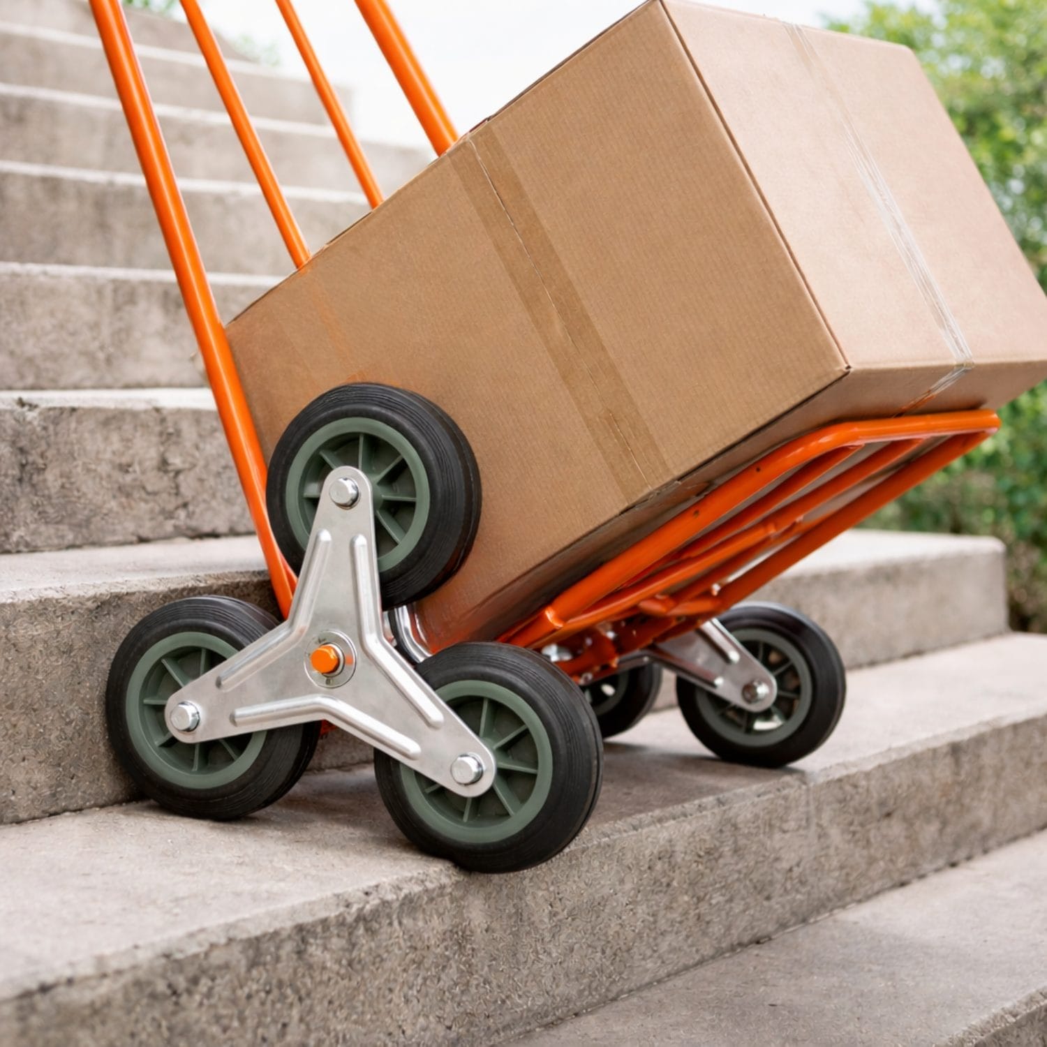 Carrello saliscale per trasporto pacchi su scale con ruote a stella