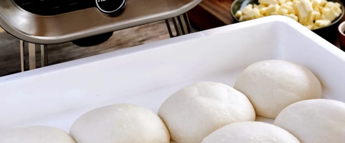 Rotolo di carta forno PFAS-free per uso domestico e professionale