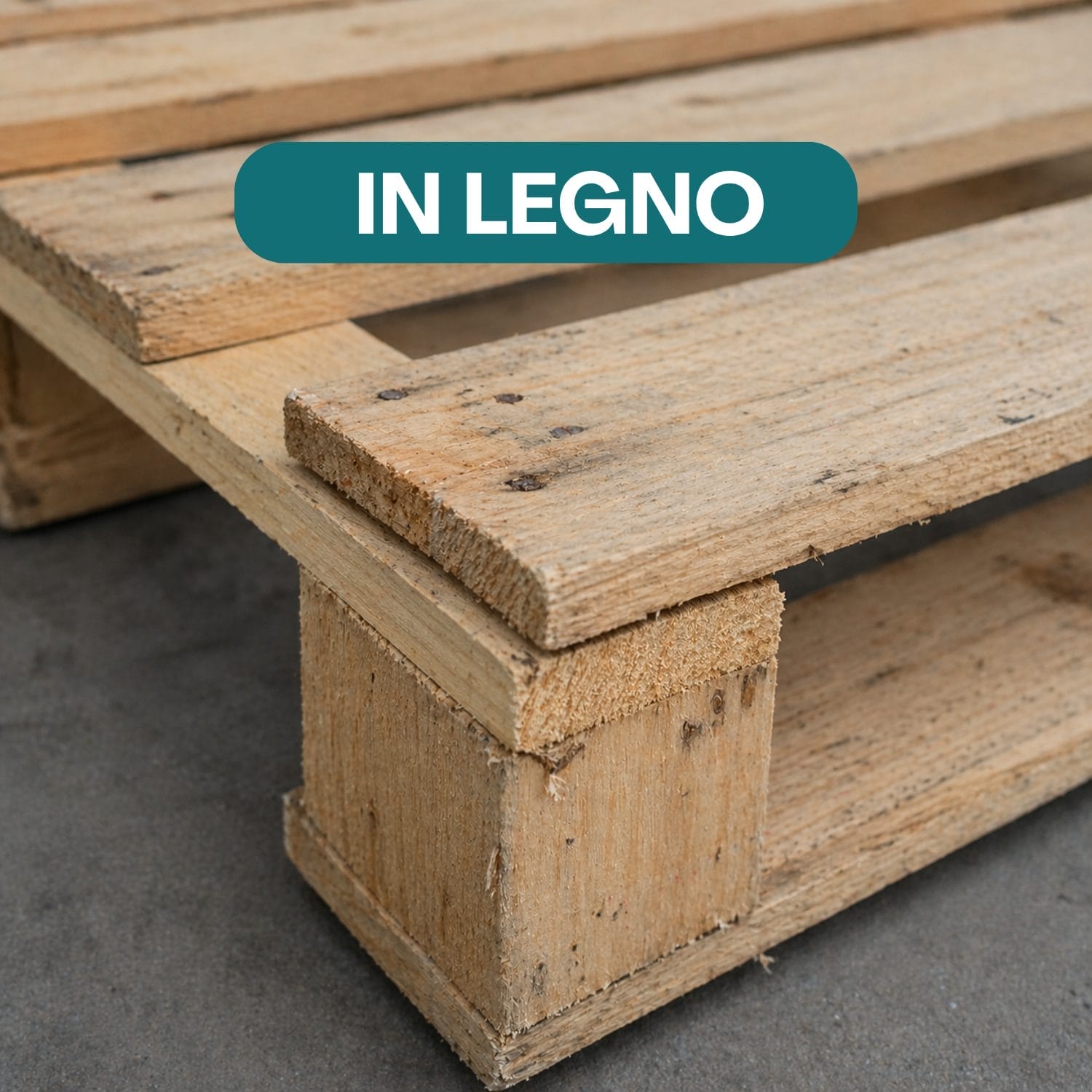 Dettaglio pedana in legno robusto per trasporto e stoccaggio merci