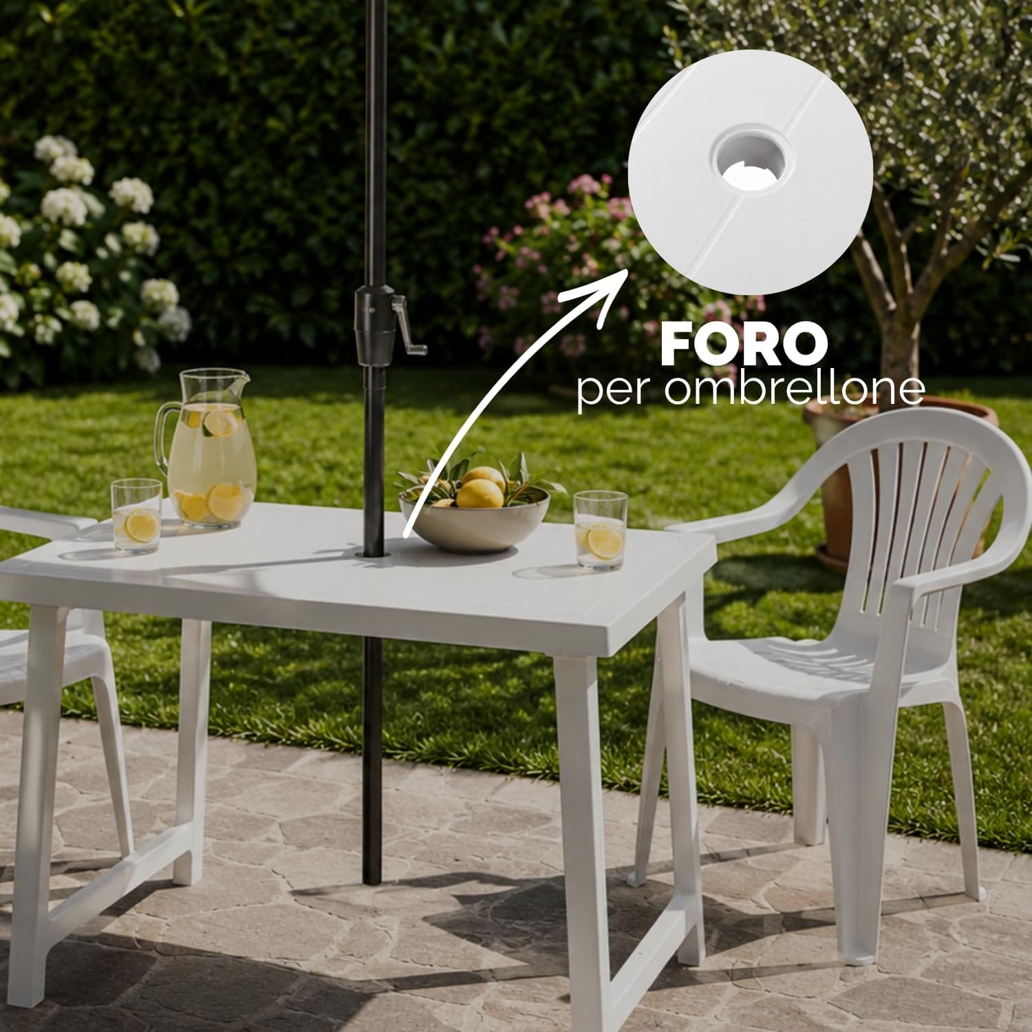 Tavolo da giardino NIK bianco con foro per ombrellone integrato ideale per terrazzo e giardino