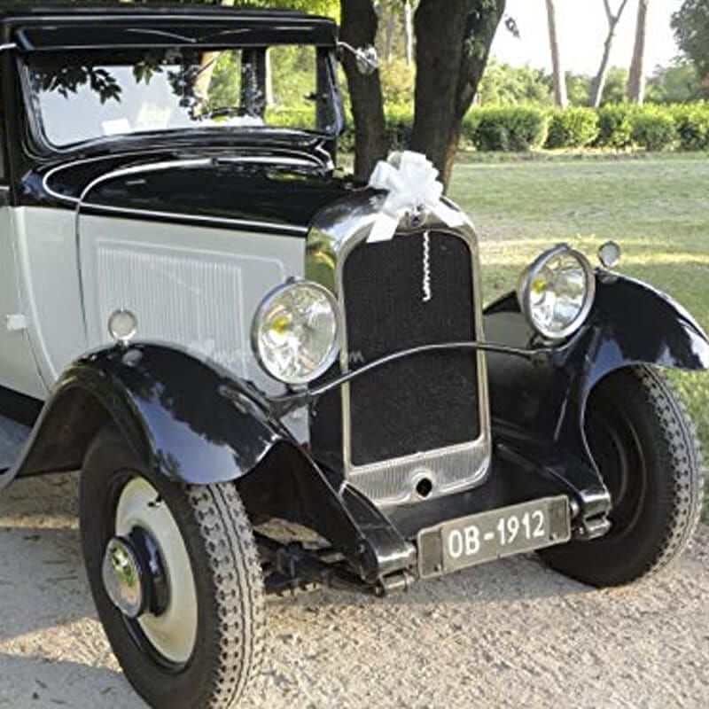 Decorazione per auto nuziale con fiocco ornamentale, perfetta per cortei e celebrazioni matrimoniali