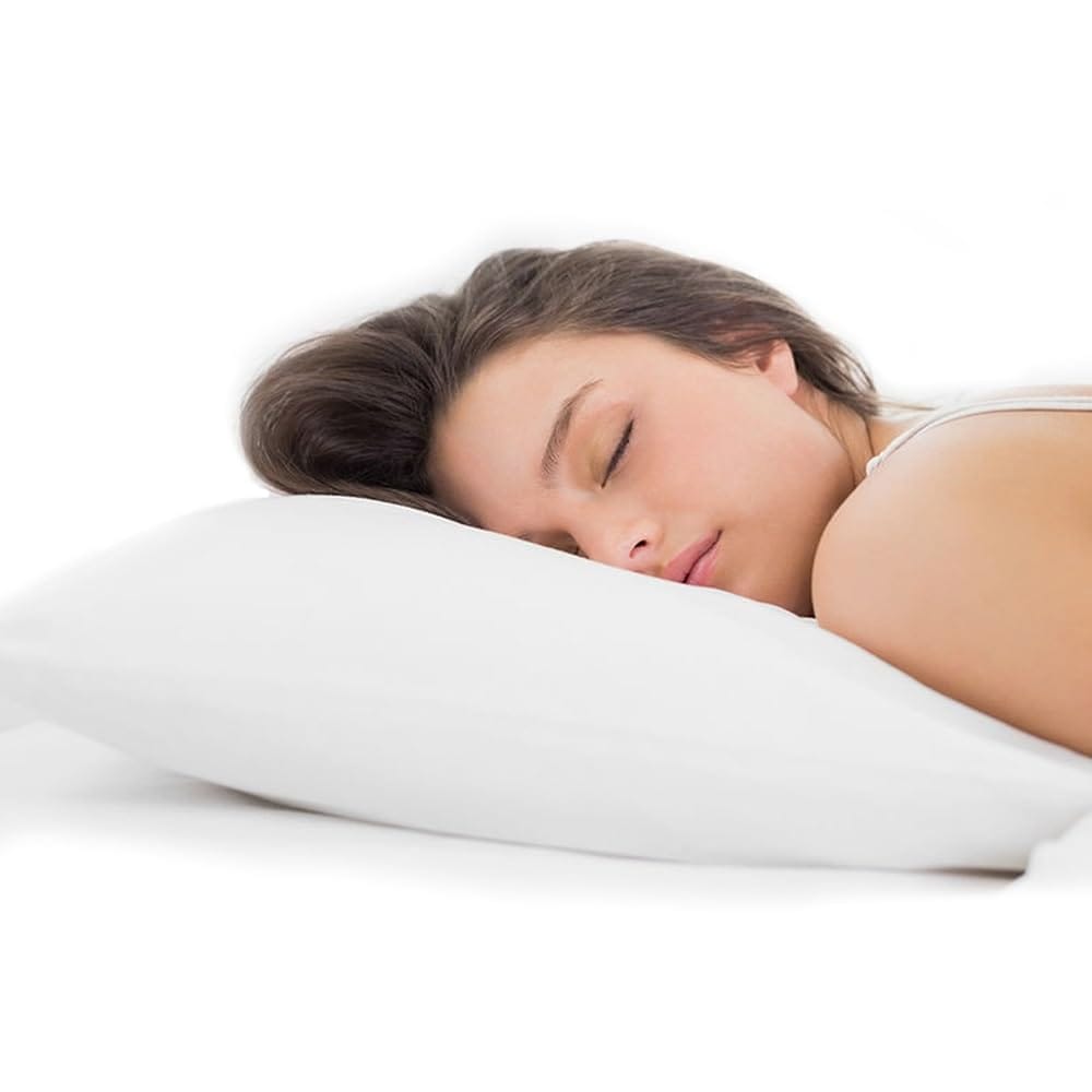 Cuscino bianco in poliestere 70x40 cm per riposo e sonno confortevole