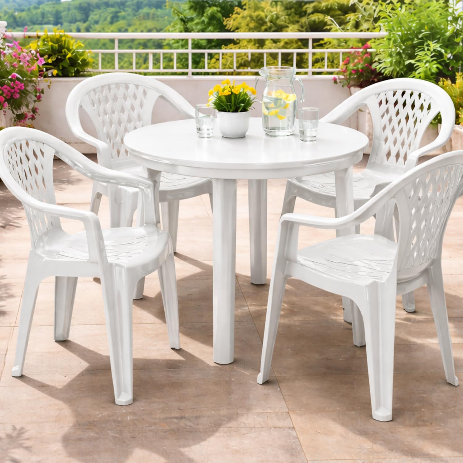 Sedie plastica bianche impilabili per terrazzo balcone e giardino