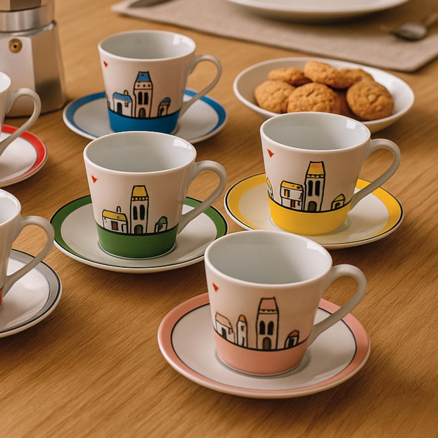 Set tazzine caffè porcellana ideali per la colazione