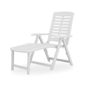 Sdraio in plastica bianca con poggiapiedi