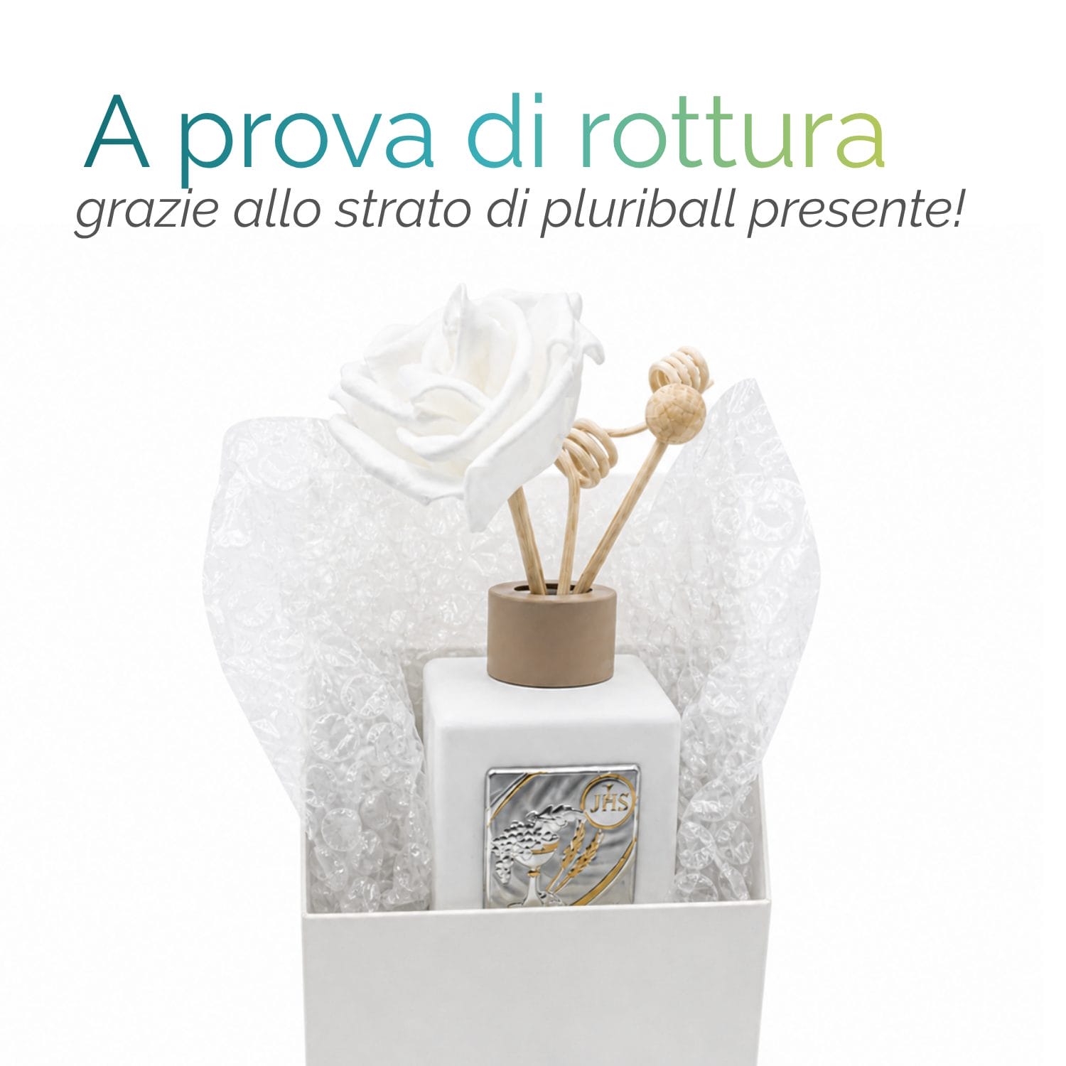 profumatore comunione imballaggio Profumatore per ambienti in ceramica bianca con fiore decorativo e bastoncini, inserito in scatola con protezione in pluriball.