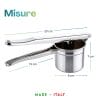 schiacciapatate misure Schiacciapatate inox in uso per preparare purè fresco in cucina