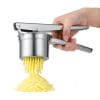 schiacciapatate principale Dettaglio fori da 2,5 mm dello schiacciapatate per purè fine e omogeneo