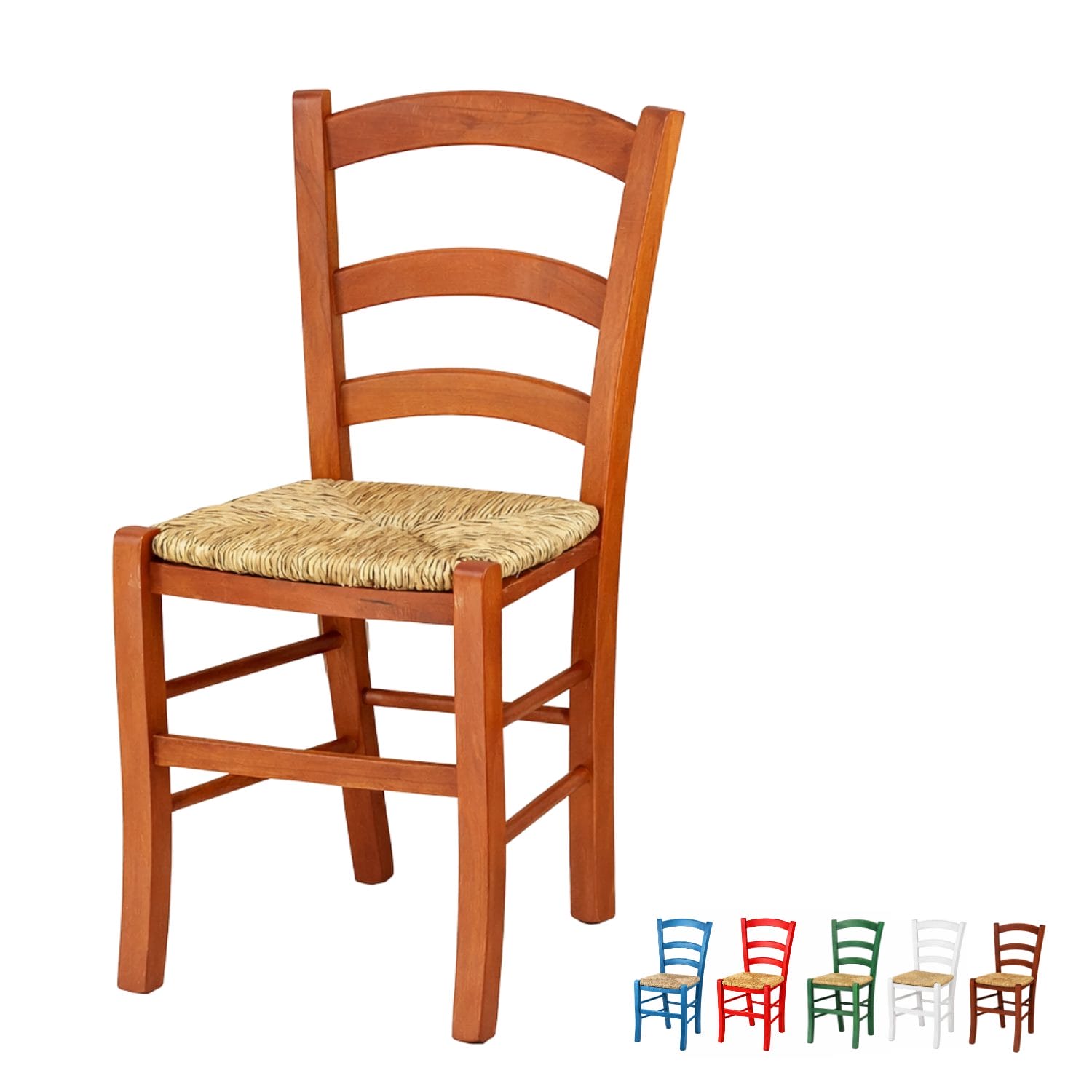 sedia in legno di faggio ciliegio con seduta in paglia intrecciata stile rustico posizionata in giardino