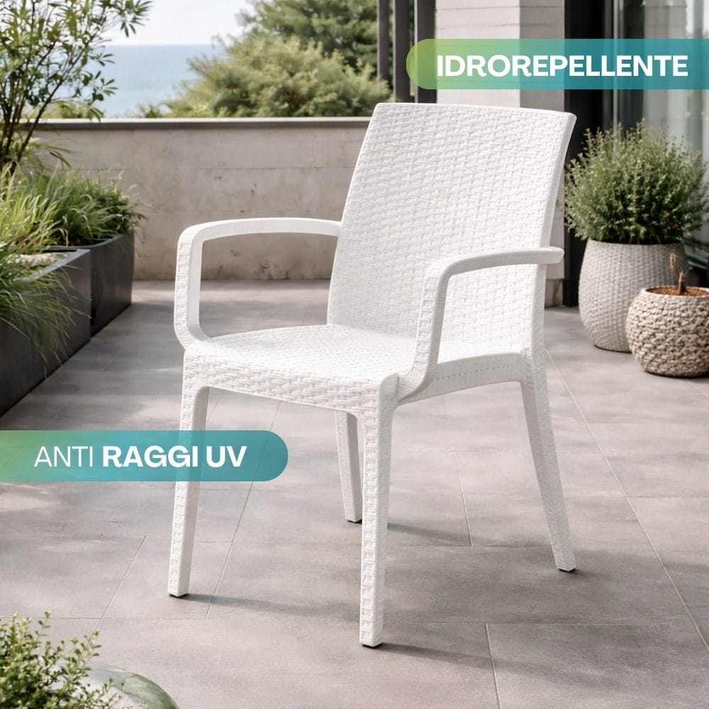 Sedia da giardino effetto rattan bianca con braccioli resistente ai raggi UV e idrorepellente