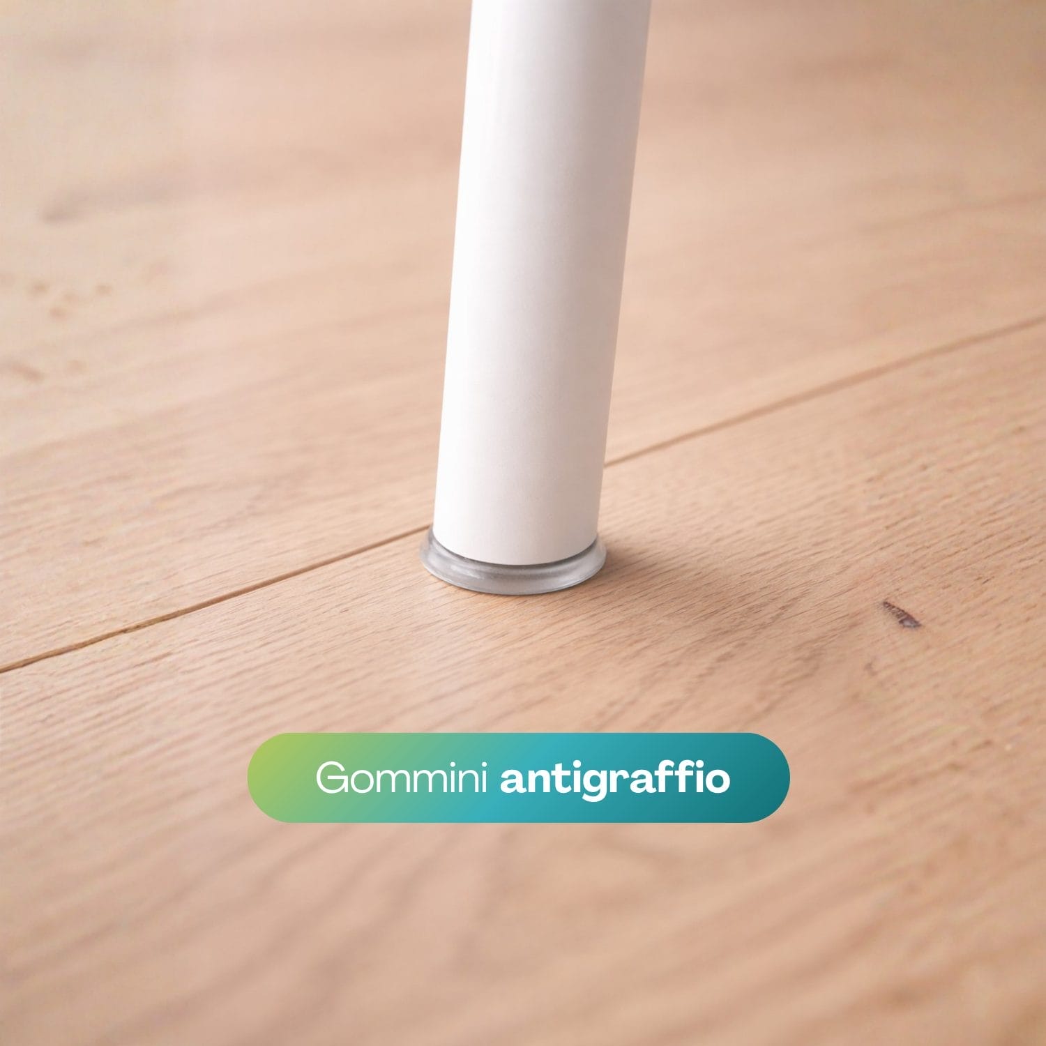 Piedini antigraffio per sedia in polipropilene bianca con gommini antiscivolo