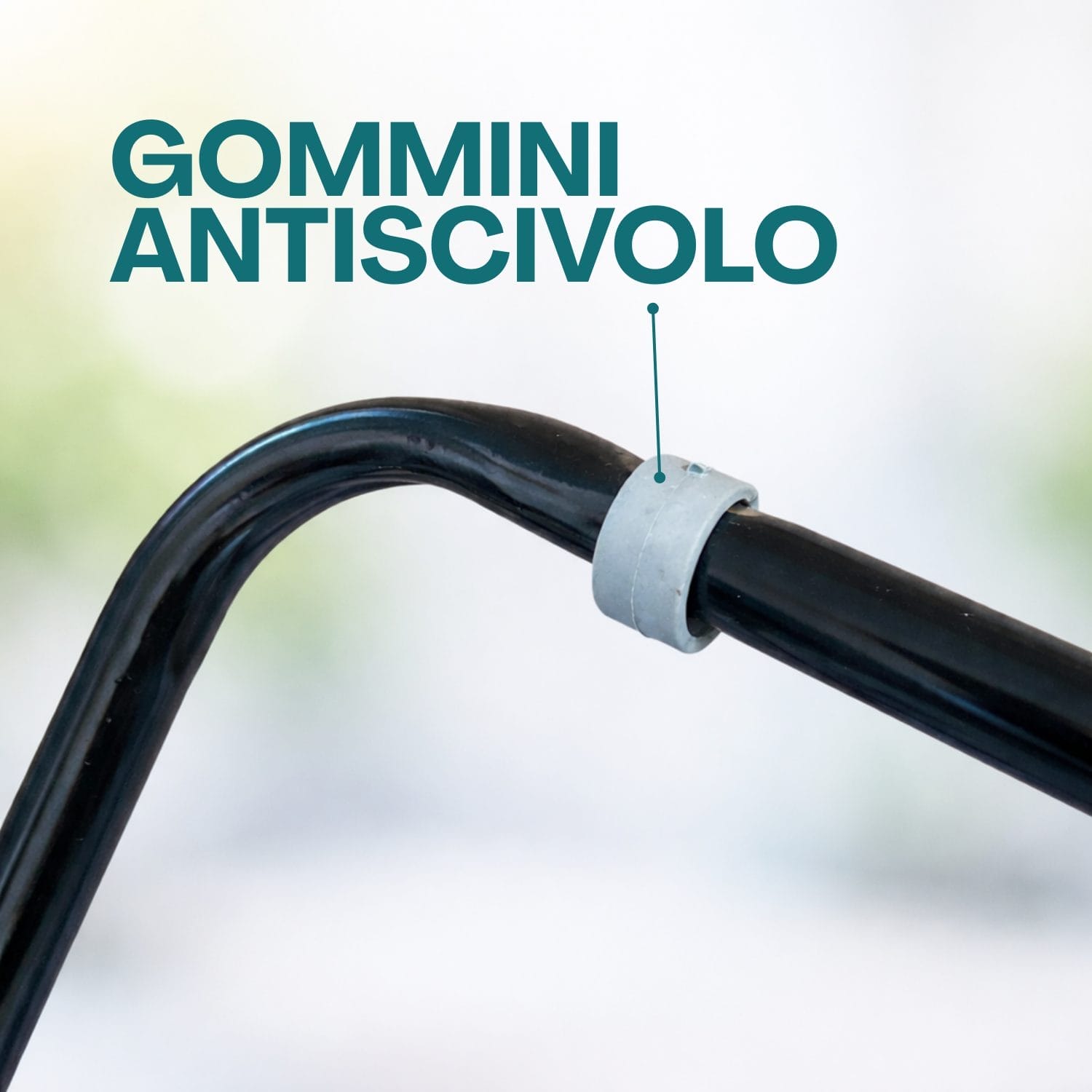 stendibiancheria in acciaio gommini Stendibiancheria con piedini antiscivolo stabile e resistente