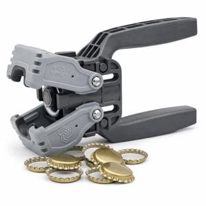 Tappatrice per tappi a corona + 100 tappi da 26 mm